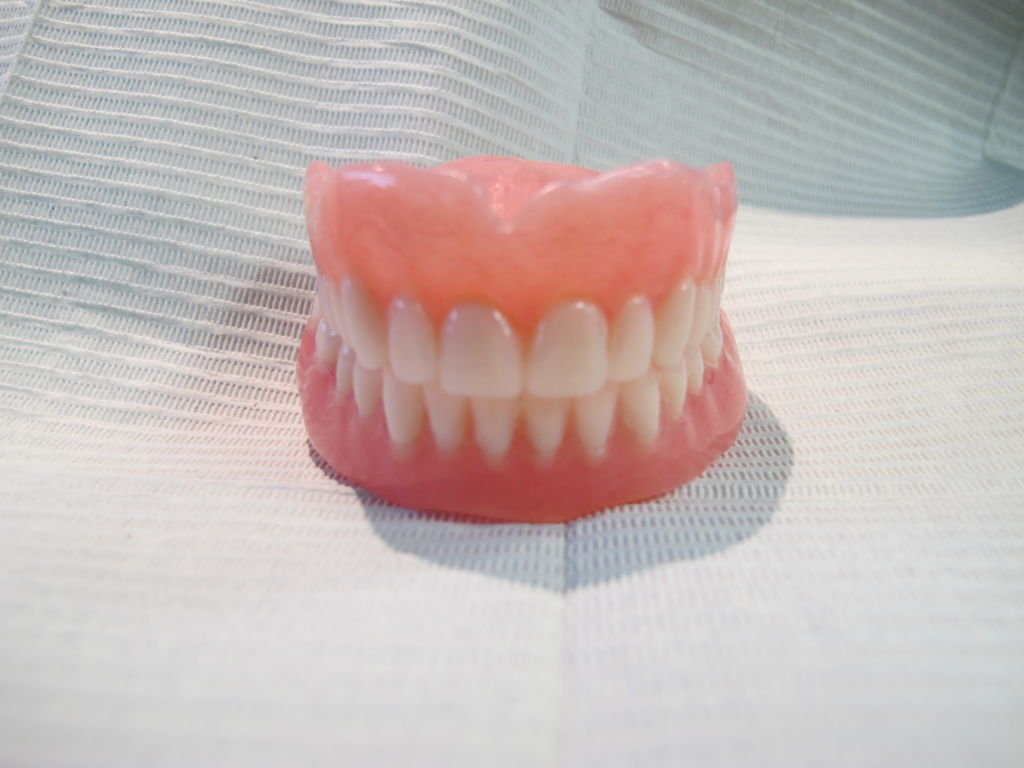 Complete Dentures in Windsor Baker Lanoue Denture Clinic